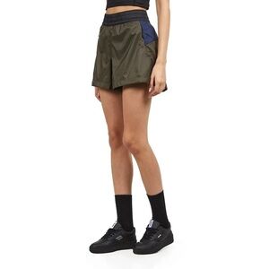 The North face XL TNF Shorts